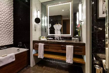 Hilton İstanbul Bomonti Hotel-8